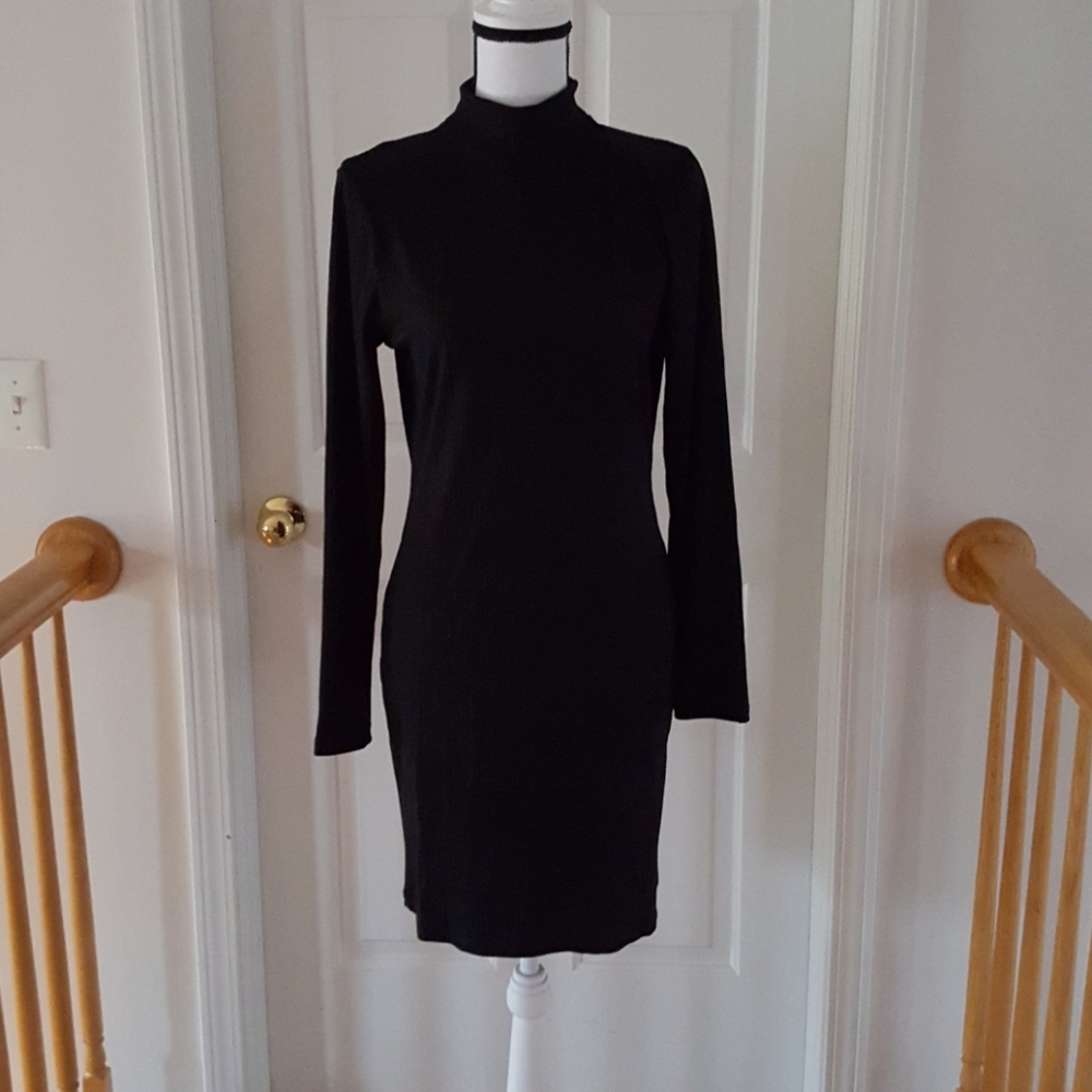 31:07 - Victoria’s Secret BodyCon like Sport Dress